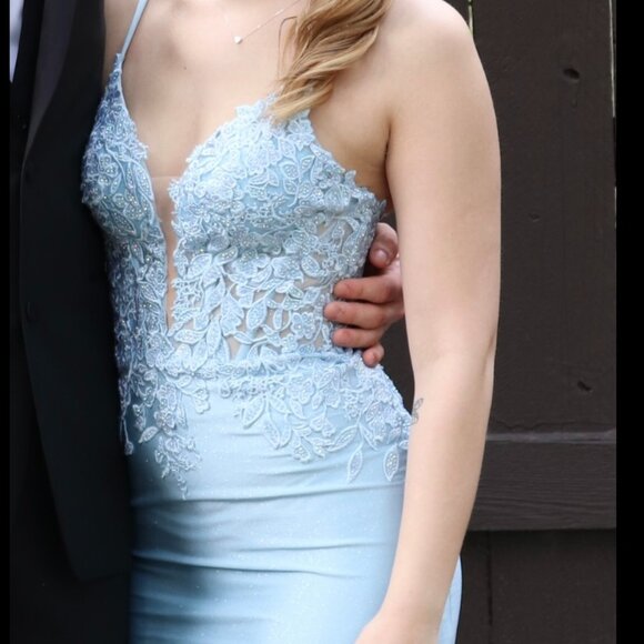 Prom Dress - Picture 2 of 4